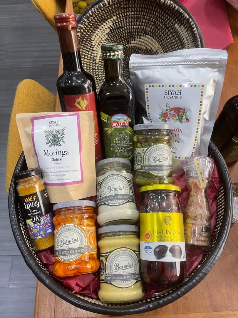 Panier cadeau d’entreprise premium garni de produits fins de L’Épicerie Dakar